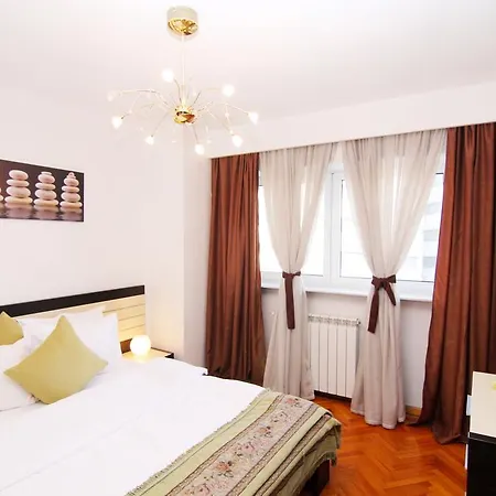 Charisma Two Bedroom 아파트 *